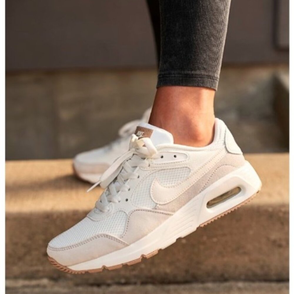 Nike Women's Air Max SC Sneaker Size 8.5